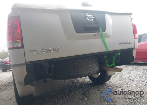 2011 Nissan Titan Sl z USA, uszkodzony, nr VIN 1N6BA0ED3BN313273